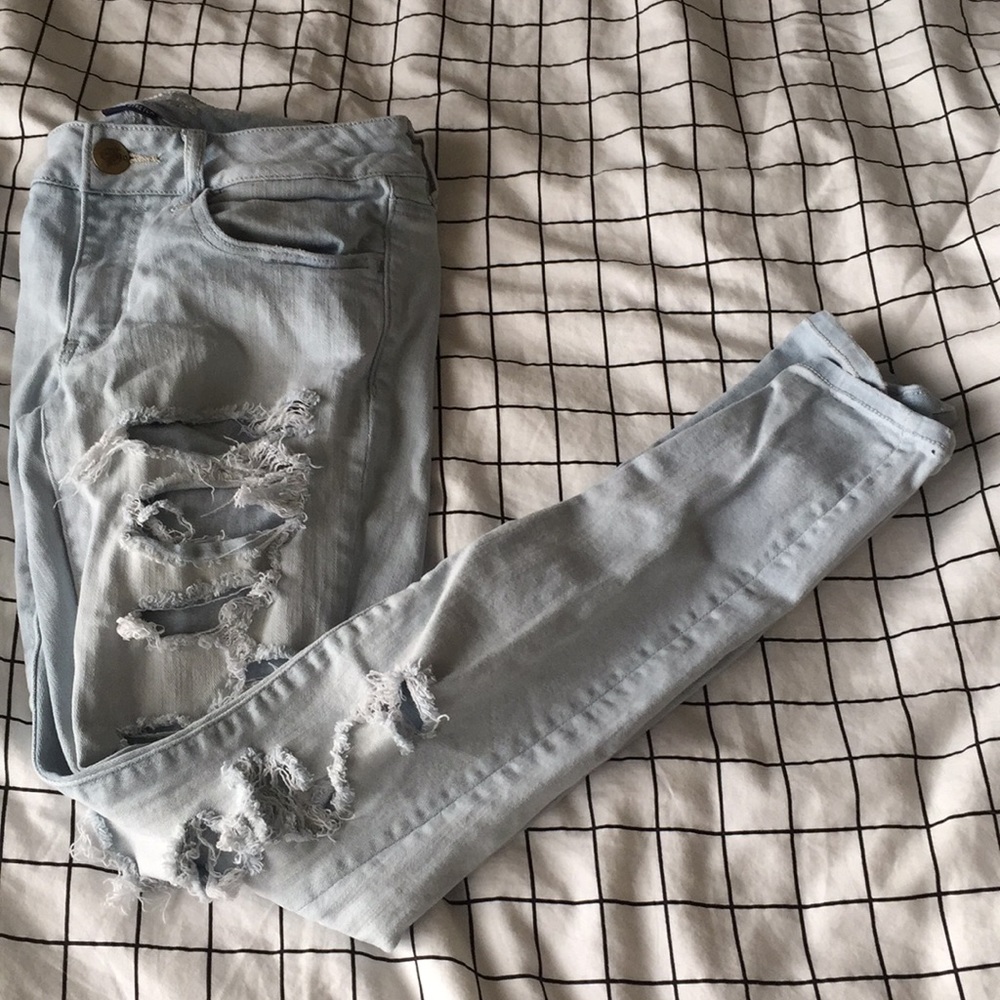 American eagle skinny ripped jeans